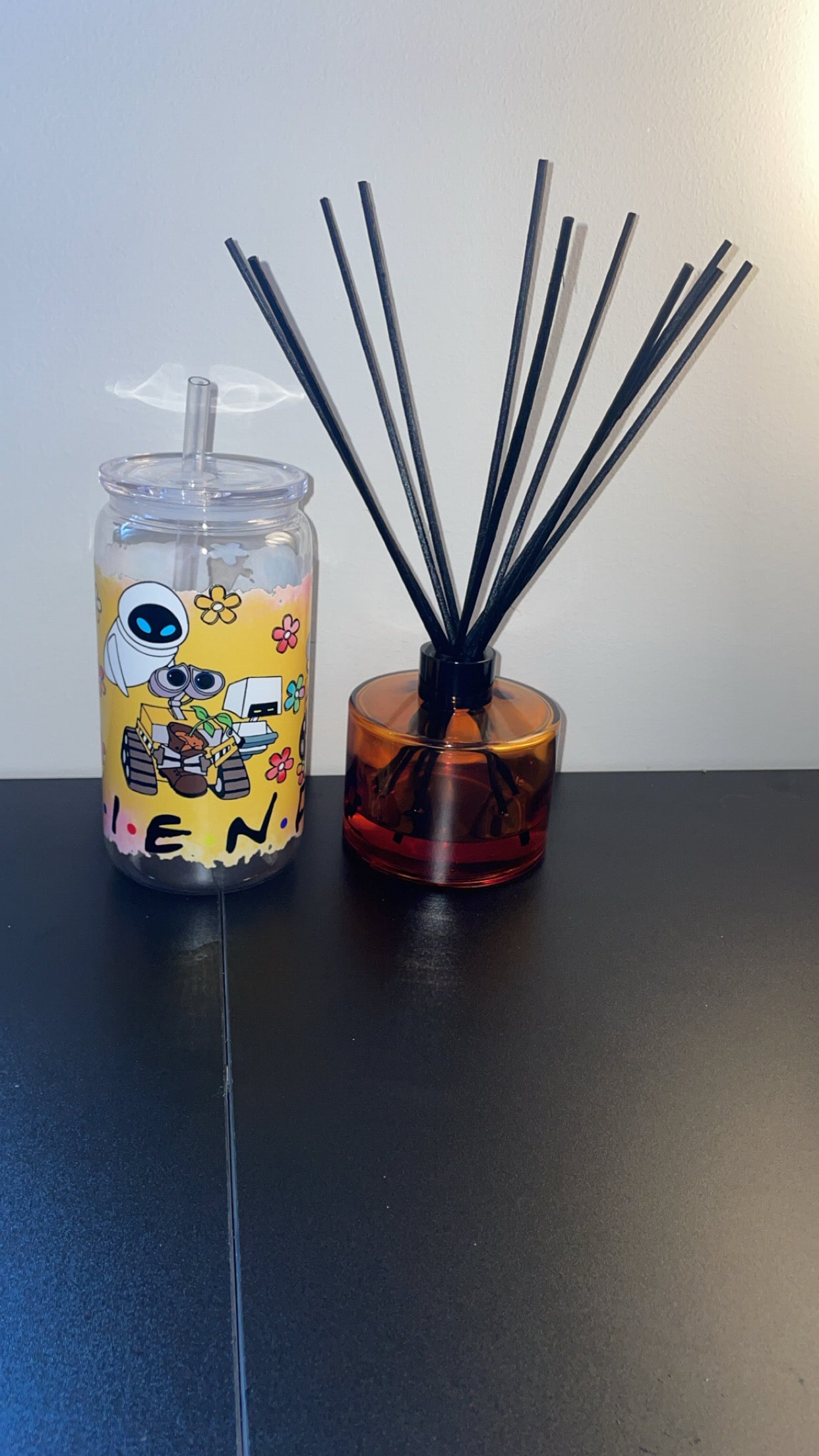 16oz Pre-made Acrylic Libby ~ Wall-e & Friend