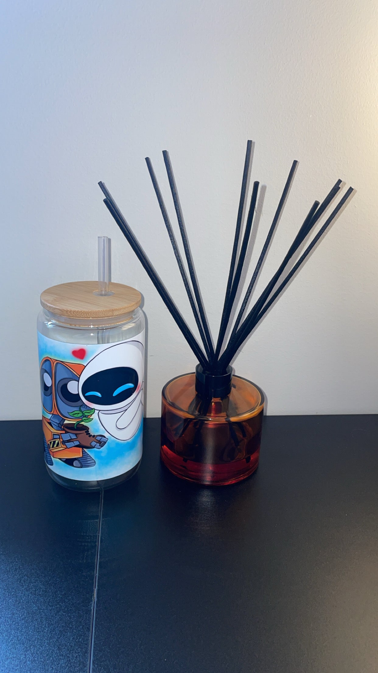 16oz Pre-made Glass Libby ~ Wall-E & Eve