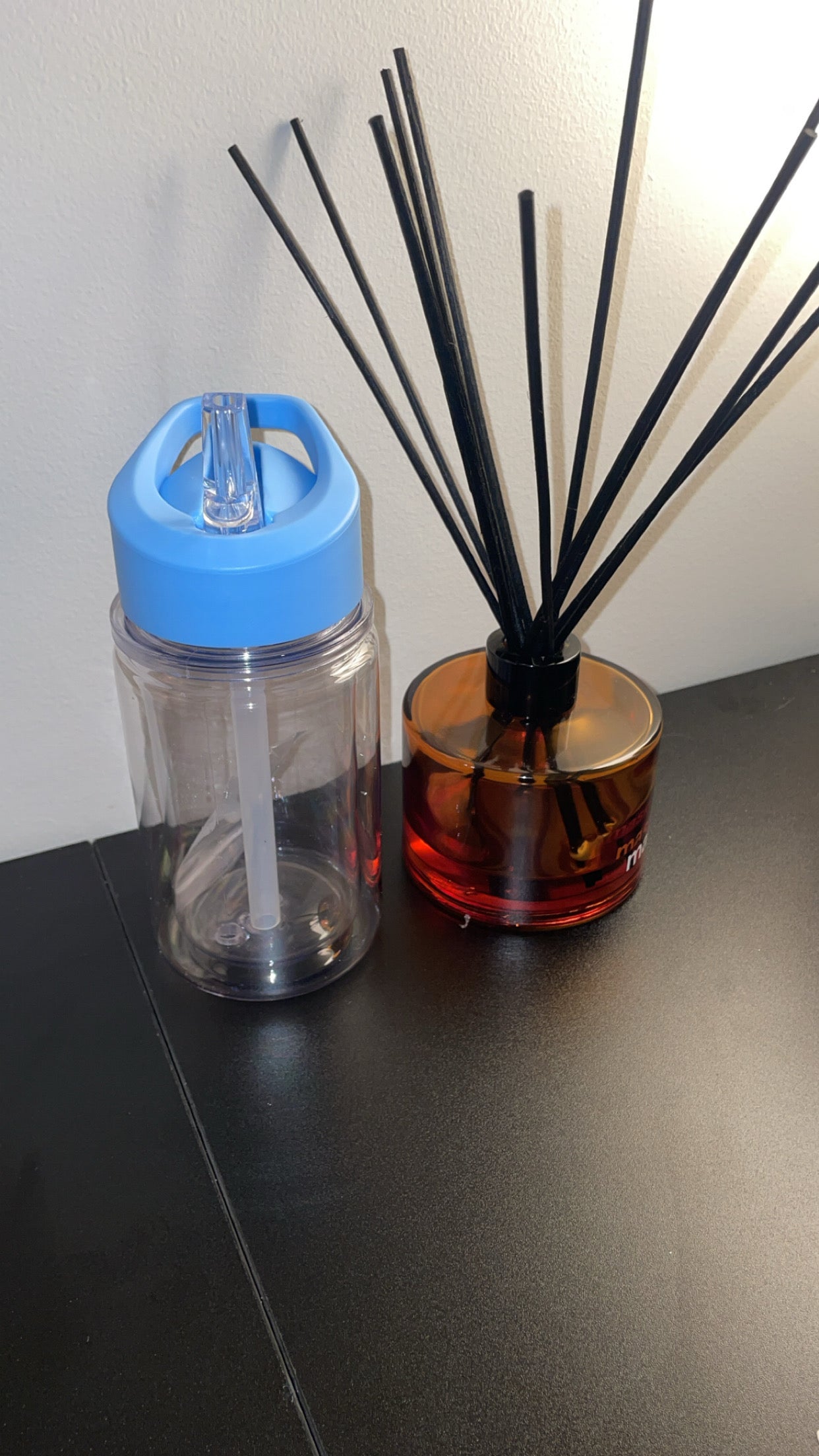 10oz Custom Water Bottle - Coloured Lids