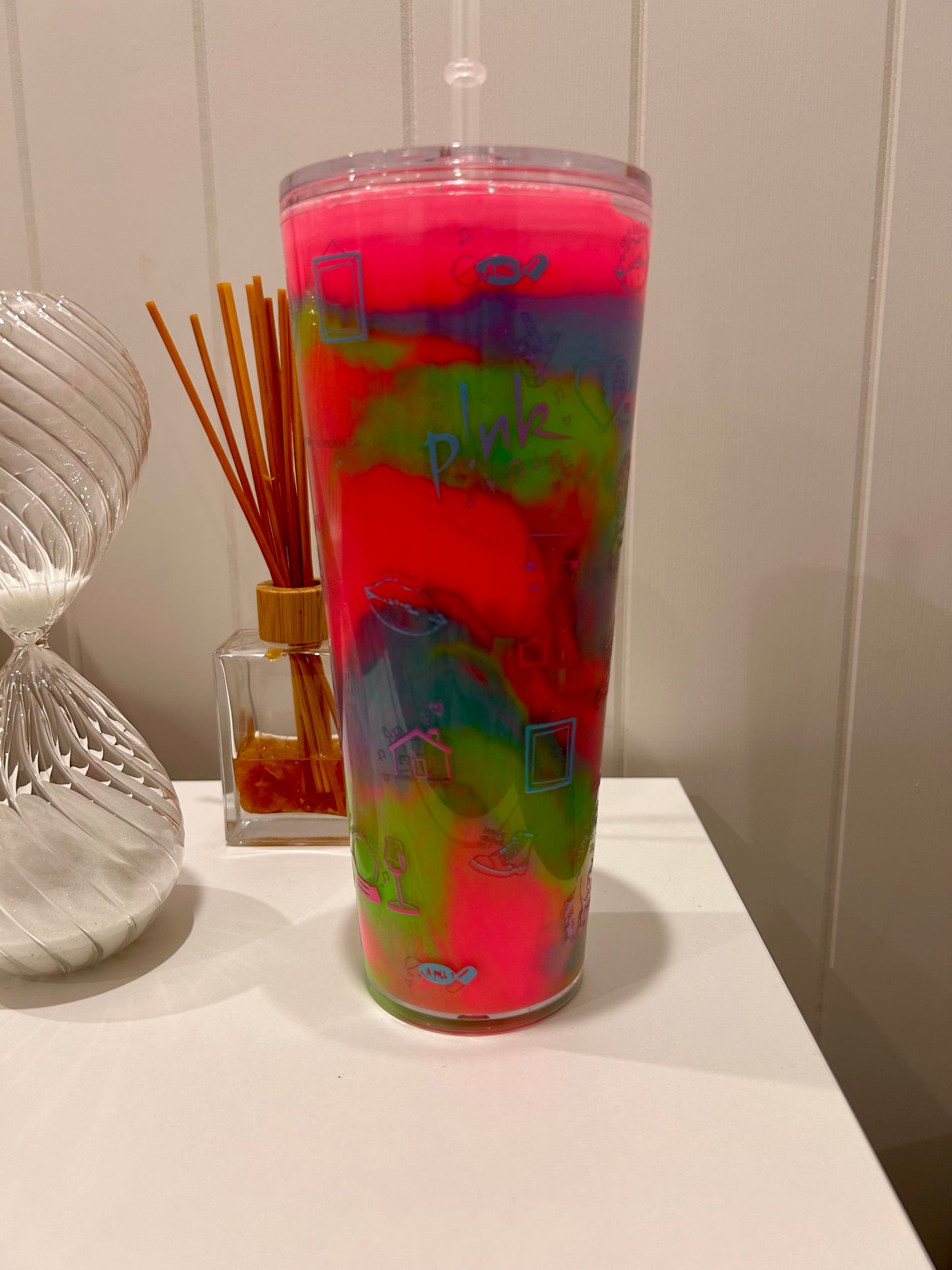 24oz Tapered Acrylic ~ Pink