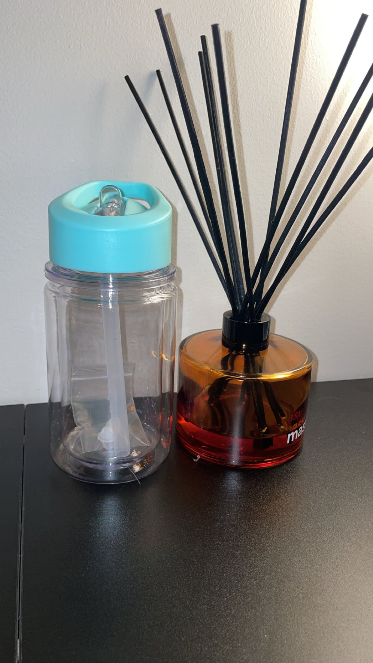 10oz Custom Water Bottle - Coloured Lids