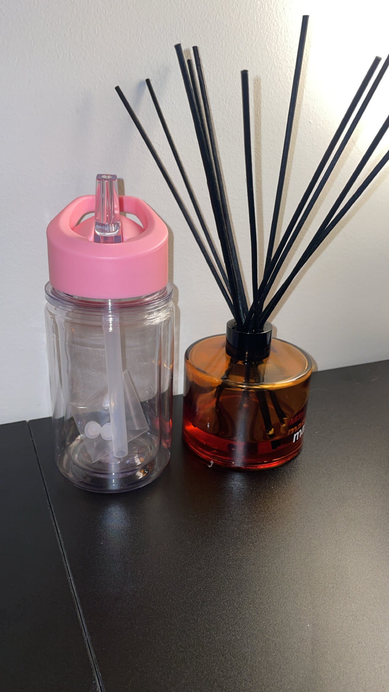 10oz Custom Water Bottle - Coloured Lids