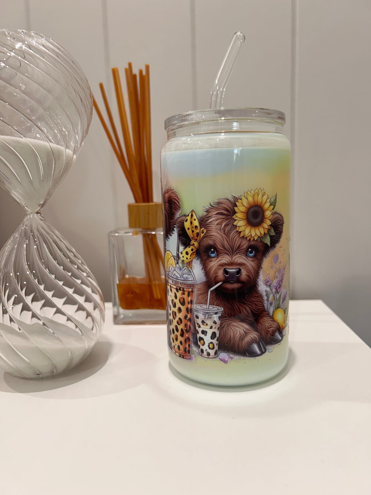 12oz Glass Milkshake ~ Highland cow & Bubble Tea